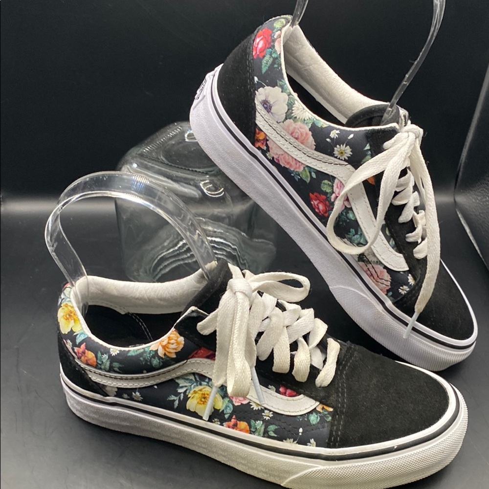 Vans Kids Sneakers - Black with Floral Design